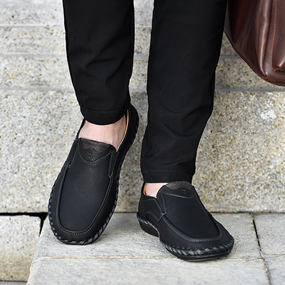 Neue handgefertigte Herren-Freizeitschuhe mit weicher Sohle