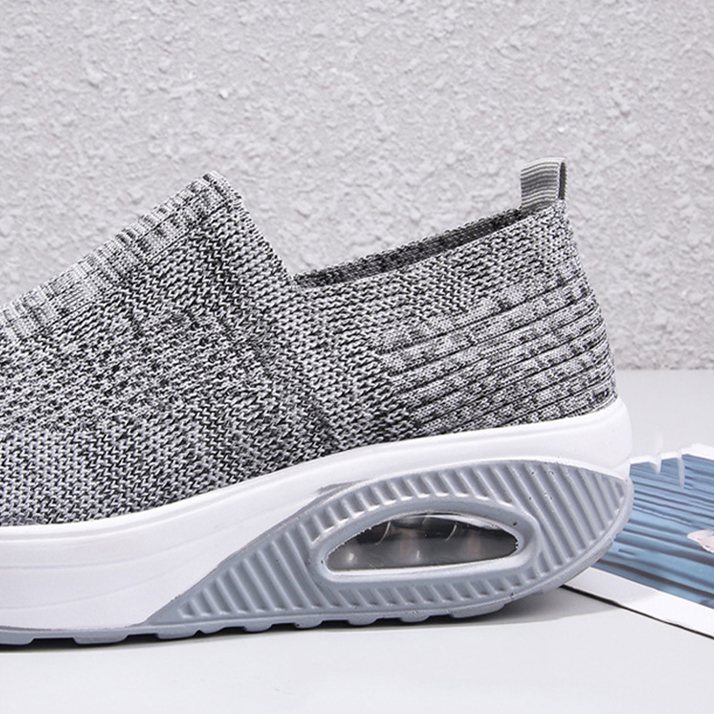 Atmungsaktive Luftpolster-Sneaker für Damen aus Fliegenstrick