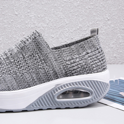 Atmungsaktive Luftpolster-Sneaker für Damen aus Fliegenstrick