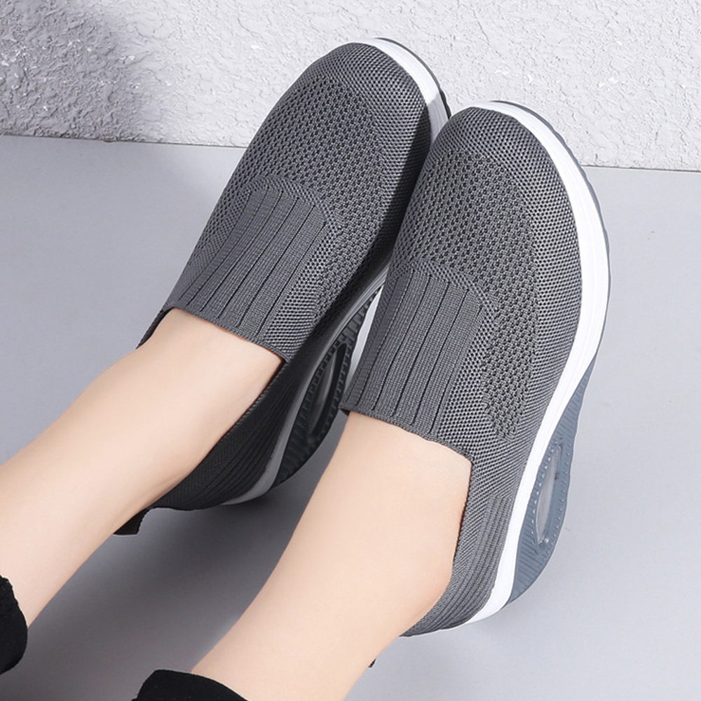 Atmungsaktive Luftpolster-Sneaker für Damen aus Fliegenstrick
