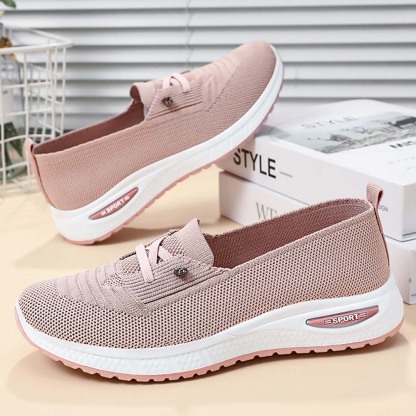 [  ] Neue Freizeitschuhe