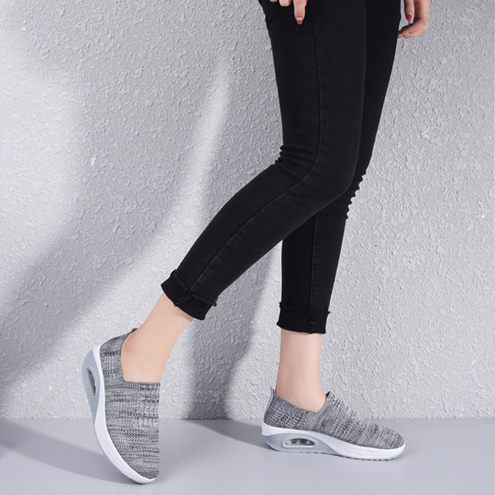 Atmungsaktive Luftpolster-Sneaker für Damen aus Fliegenstrick