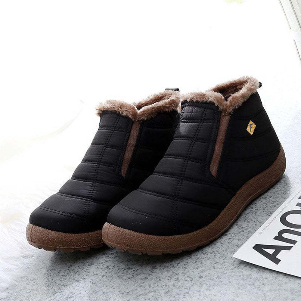 Neue warme Schneeschuhe aus Wintersamt und Baumwolle