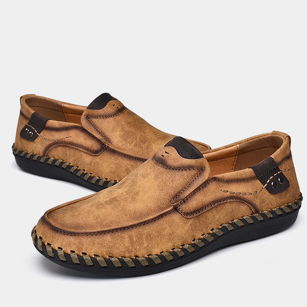 Neue handgefertigte Herren-Freizeitschuhe mit weicher Sohle