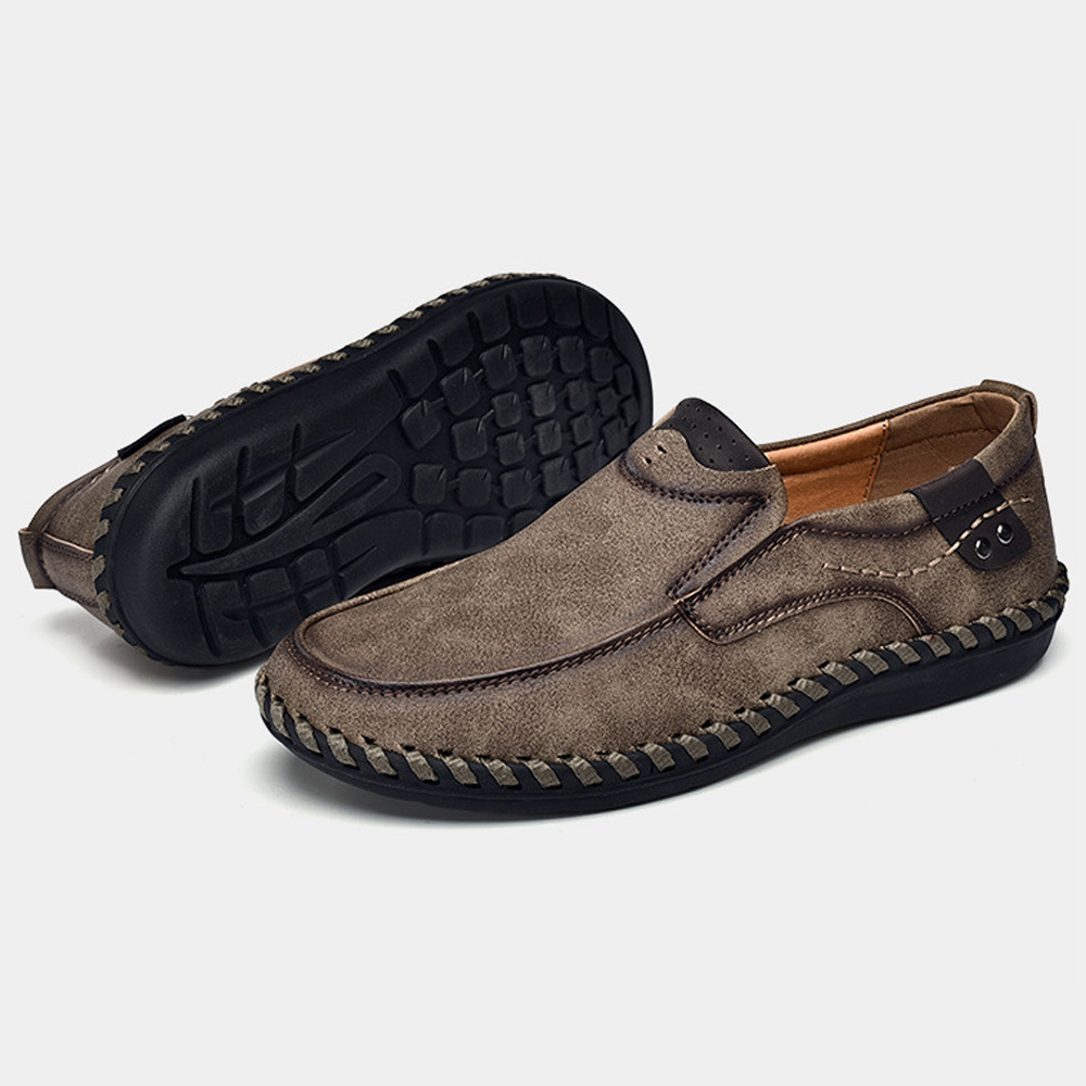 Neue handgefertigte Herren-Freizeitschuhe mit weicher Sohle