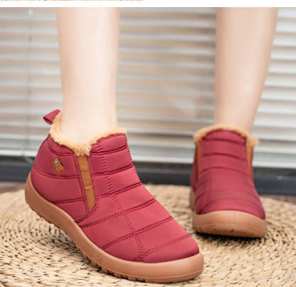 Neue warme Schneeschuhe aus Wintersamt und Baumwolle