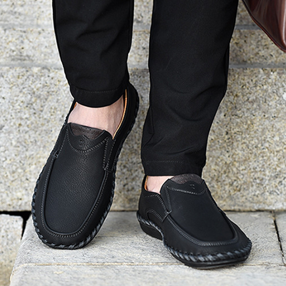 Neue handgefertigte Herren-Freizeitschuhe mit weicher Sohle