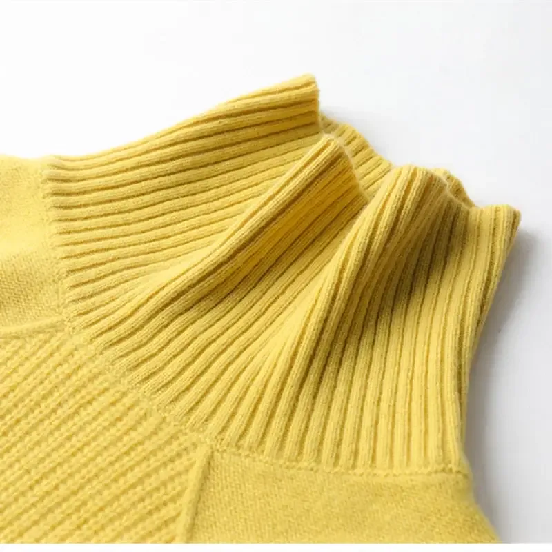 Pullover mit Rollkragen