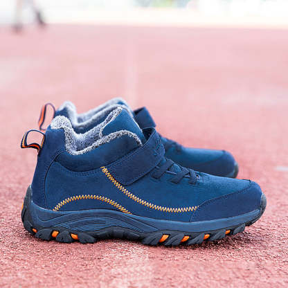 Neue Winterplüsch verdickte rutschfeste warme Stiefel für ältere Menschen