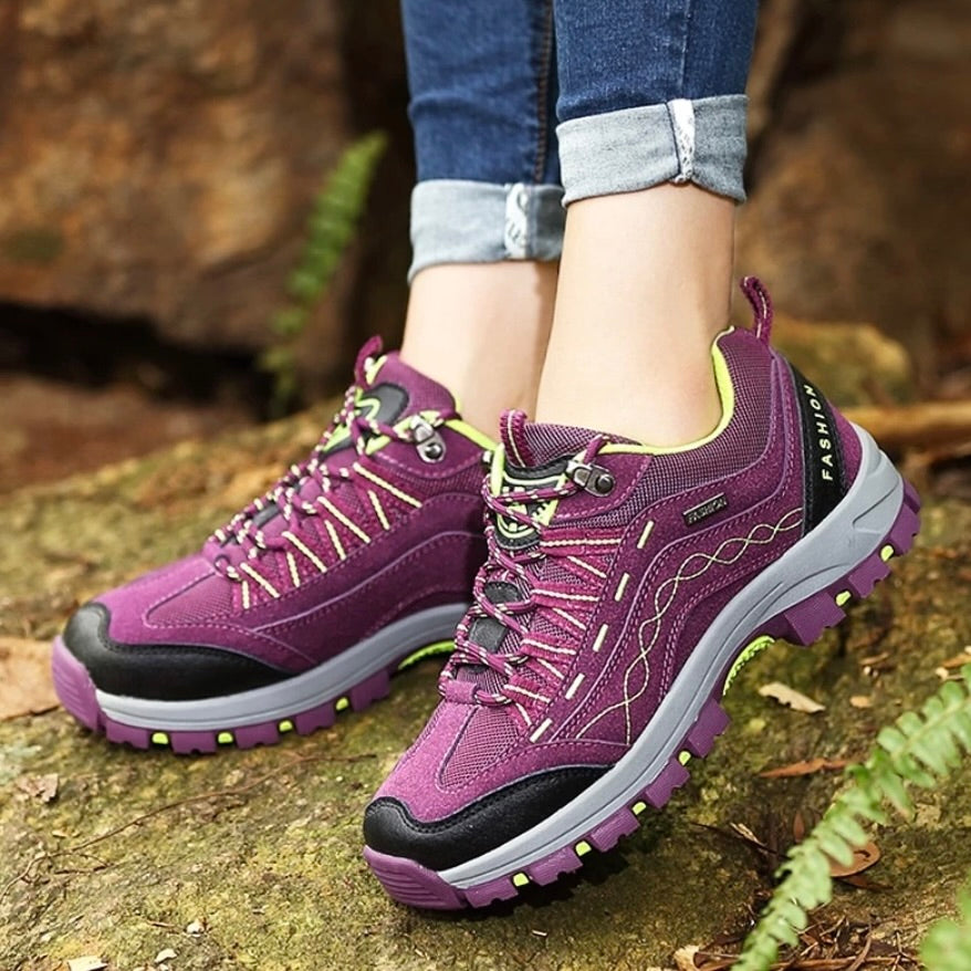 ERGOHikingWoman® - Ergonomischer Outdoor- und Wanderschuh Wasserfest