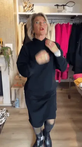 Kleid mit Kapuze