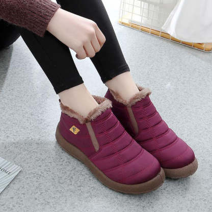 Neue warme Schneeschuhe aus Wintersamt und Baumwolle