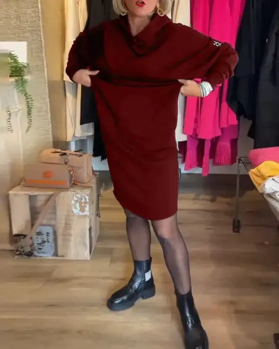 Kleid mit Kapuze