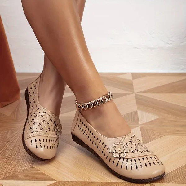 📢Last Day Promotion 60% OFF - Women's leather soft-soled non-slip shoes