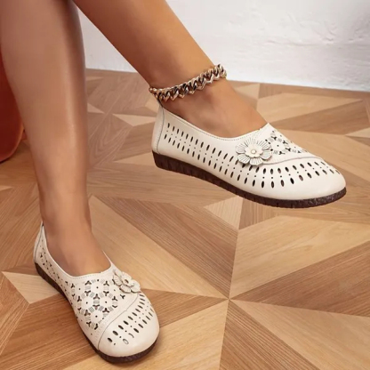 📢Last Day Promotion 60% OFF - Women's leather soft-soled non-slip shoes