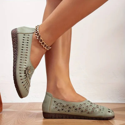 📢Last Day Promotion 60% OFF - Women's leather soft-soled non-slip shoes