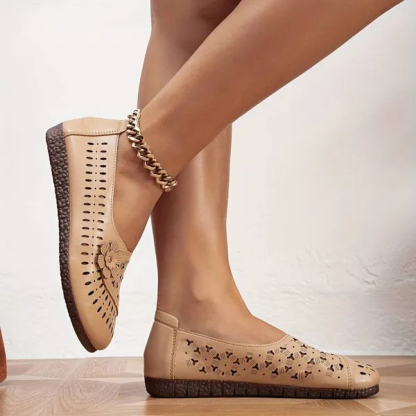 📢Last Day Promotion 60% OFF - Women's leather soft-soled non-slip shoes