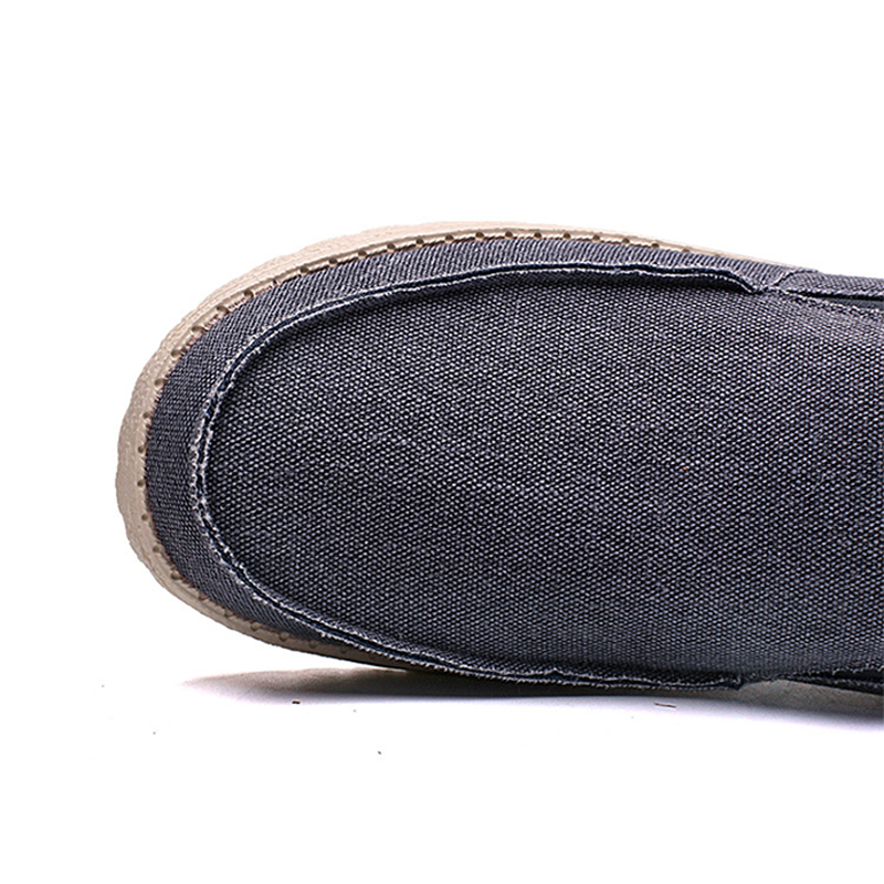 MEN’S COMFORTABLE SLIP-ON CASUAL SHOES