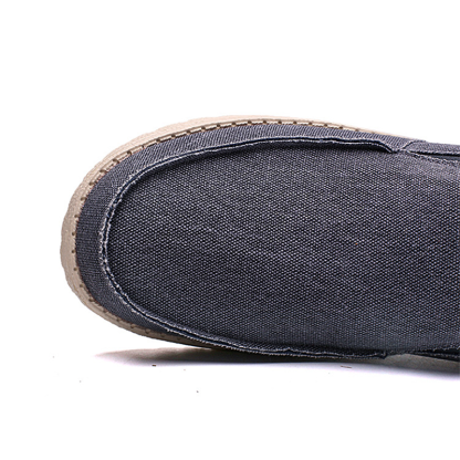 MEN’S COMFORTABLE SLIP-ON CASUAL SHOES
