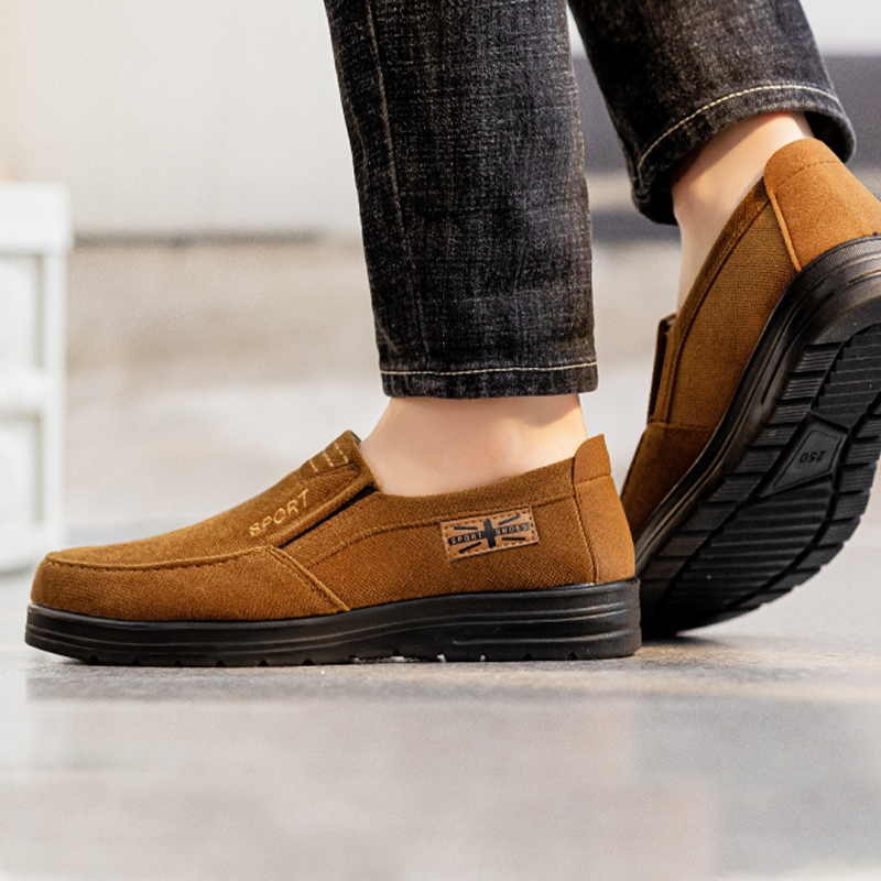 MEN'S SLIP-ON COMFORTABLE CASUAL SHOES