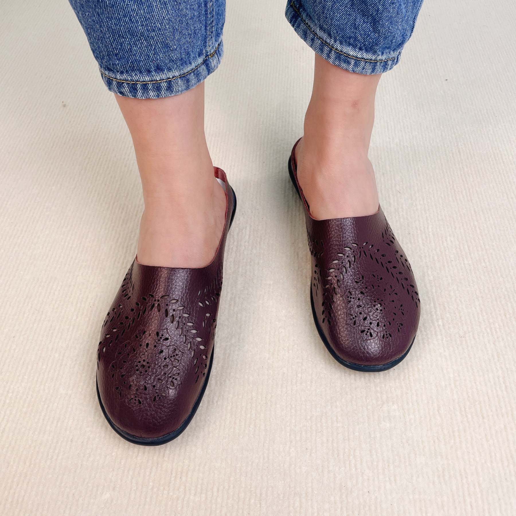 Summer Casual All-match Hollow Slippers