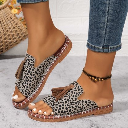 🔥Last Day Promotion 50% OFF - Women's Comfortable Tassel Flat Sandals