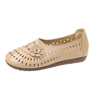 📢Last Day Promotion 60% OFF - Women's leather soft-soled non-slip shoes