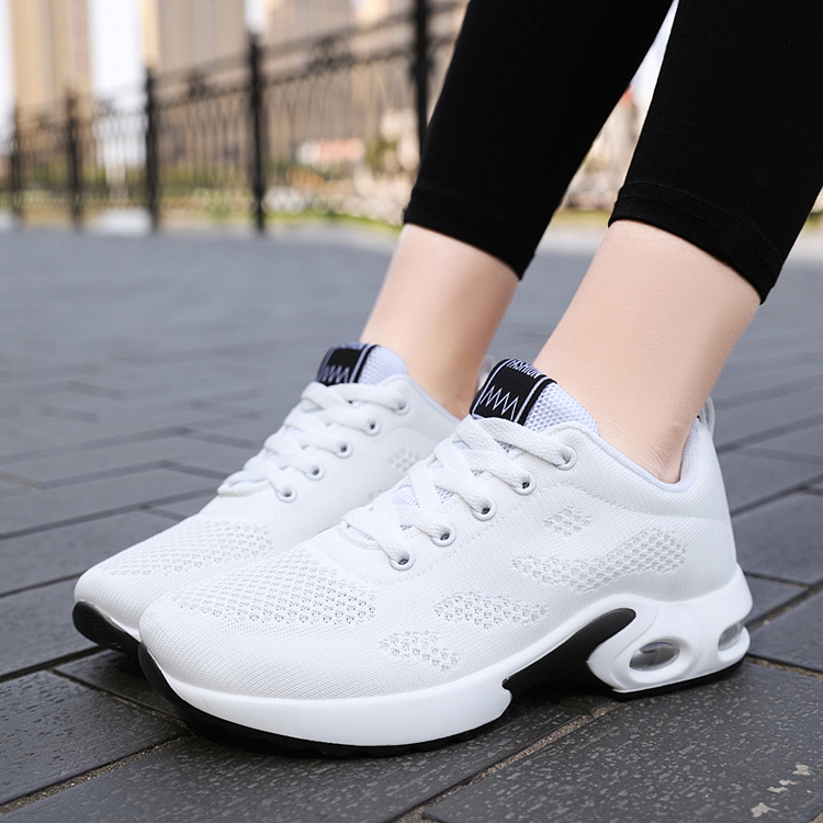 🔥TRENDING SUMMER 2024🔥Women's Breathable Air Cushioned Running Sneakers