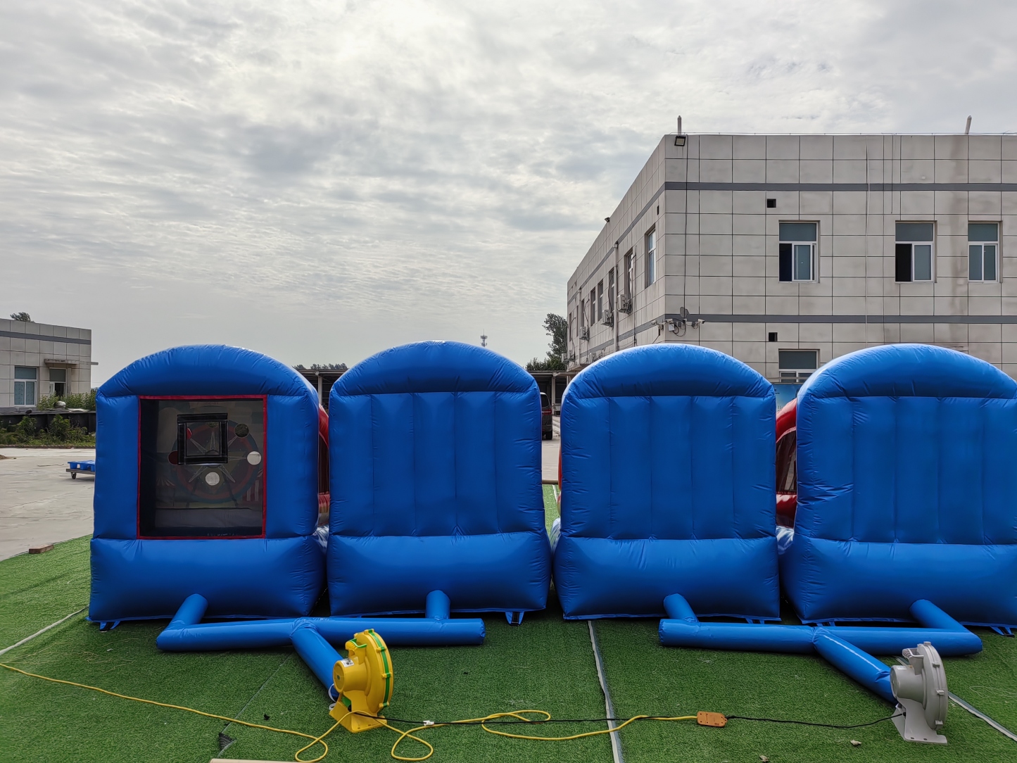 Bounce sport games inflatable kids throwing games popular inflatable 4 in 1 inflatable interactive sports