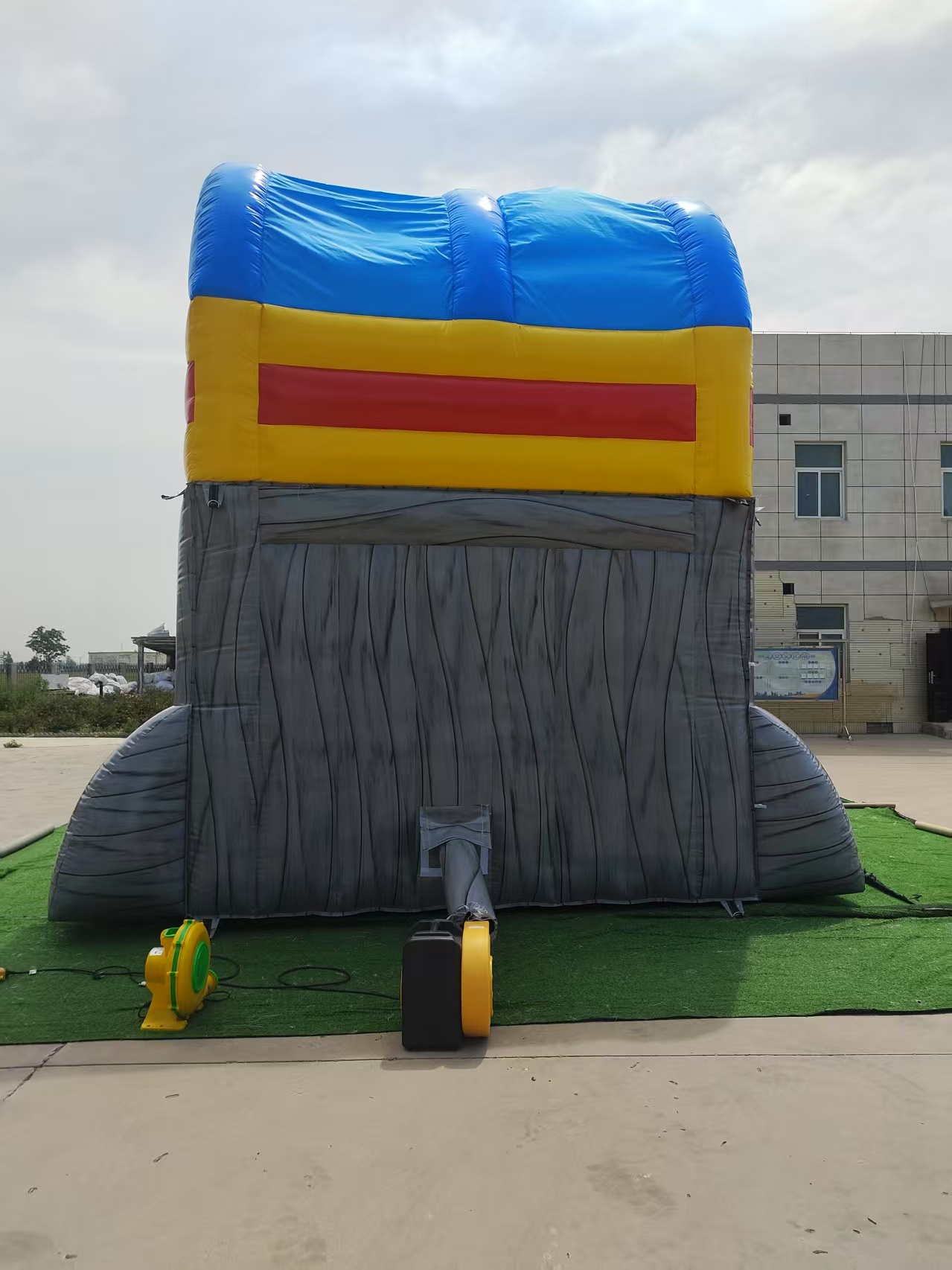 PVC Commercial Inflatable Water Slide Inflatable Bouncy Castle with Slide 