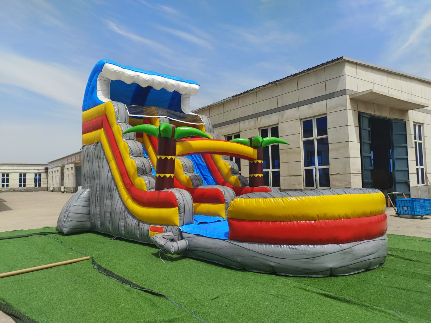 PVC Commercial Inflatable Water Slide Inflatable Bouncy Castle with Slide 