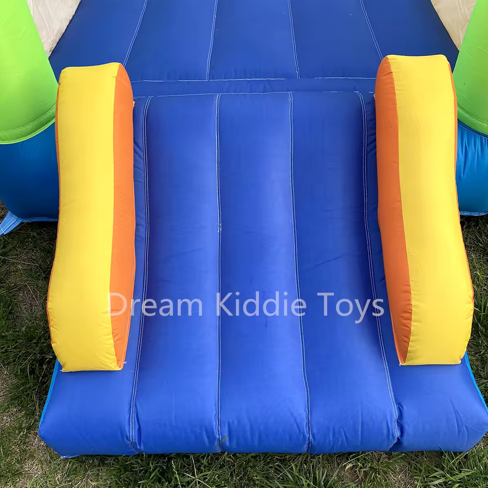 Mini Bouncer With Basketball Hoop And Slide Jumping Castle For Kids Inflatable Bouncer For Birthday Party