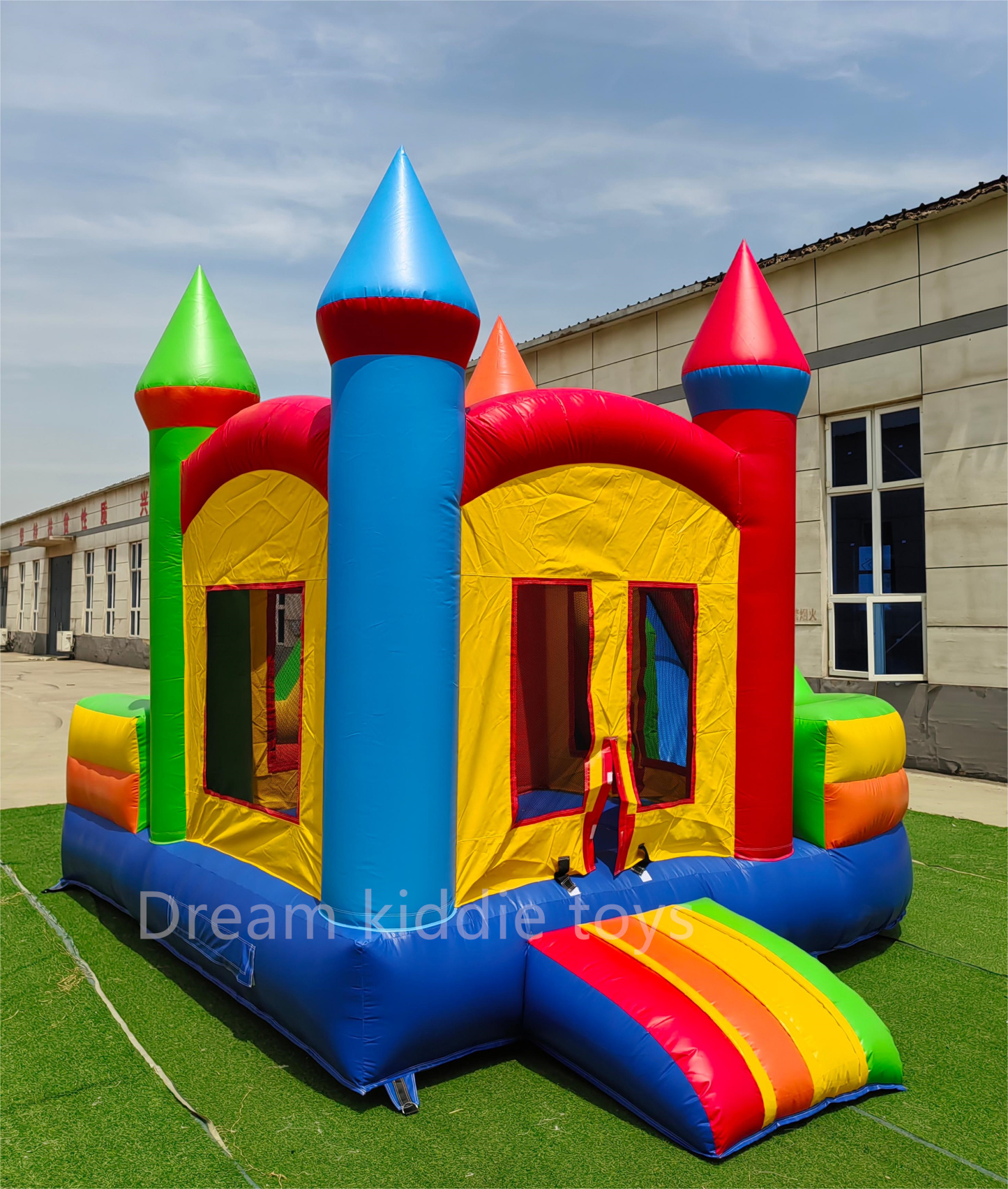 High Quality Amusement Equipment Inflatable Castle with Slide  Inflatable Jumping Castle for Kids