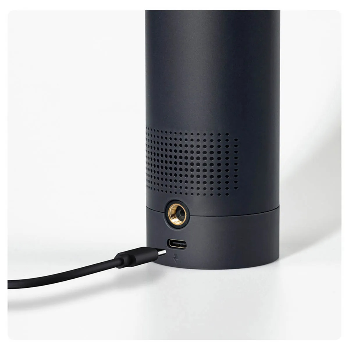 Two-in-One Cordless Vacuum Cleaner and Tire Inflator for Tesla – Handheld, HEPA Filter, High Suction Power, Smart Inflation-TESGOD