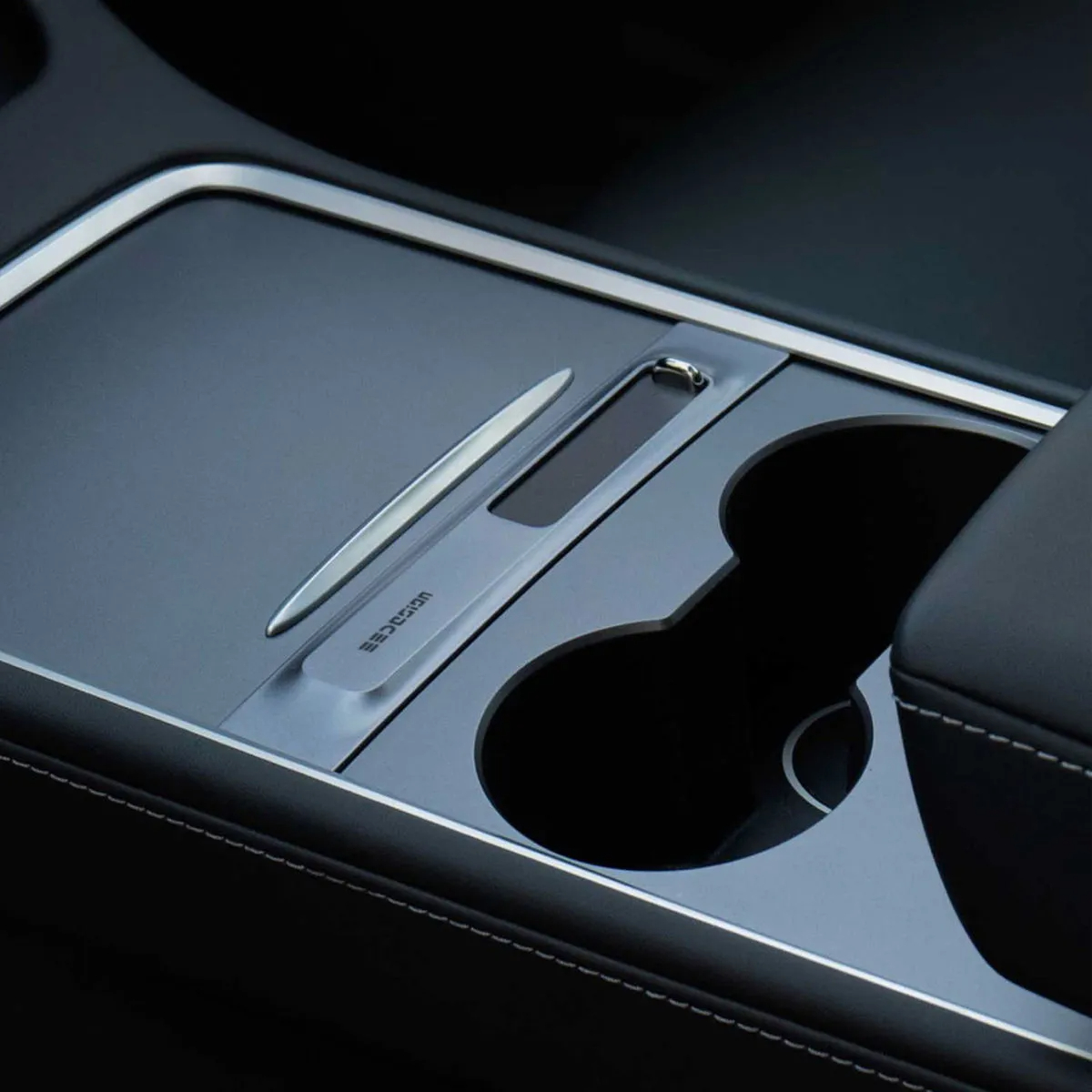 Tesla Model 3 (2021-2023) / Y (2021-2023) Center Console USB HUB-TESGOD