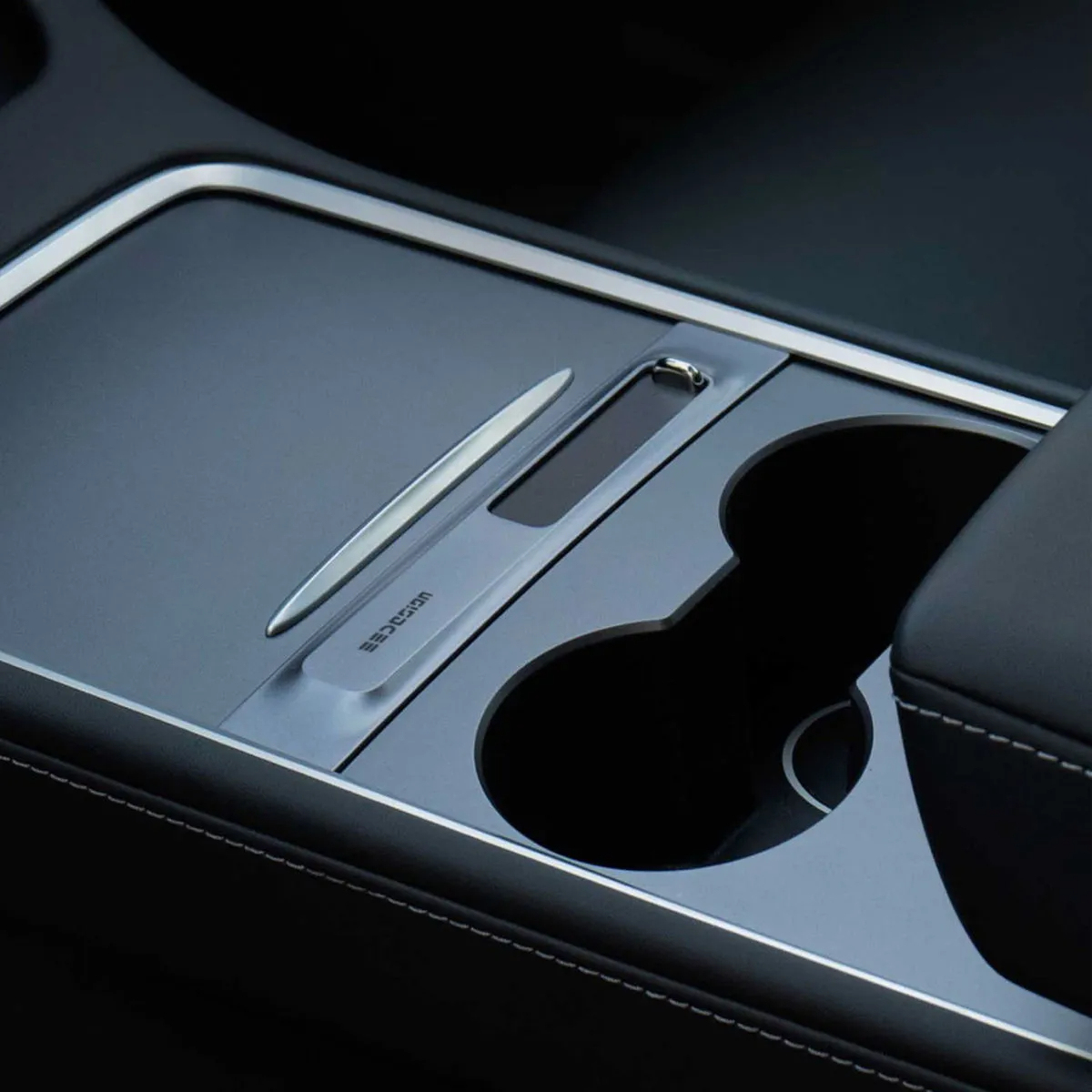 Tesla Model 3 (2021-2023) / Y (2021-2023) Center Console USB HUB-TESGOD