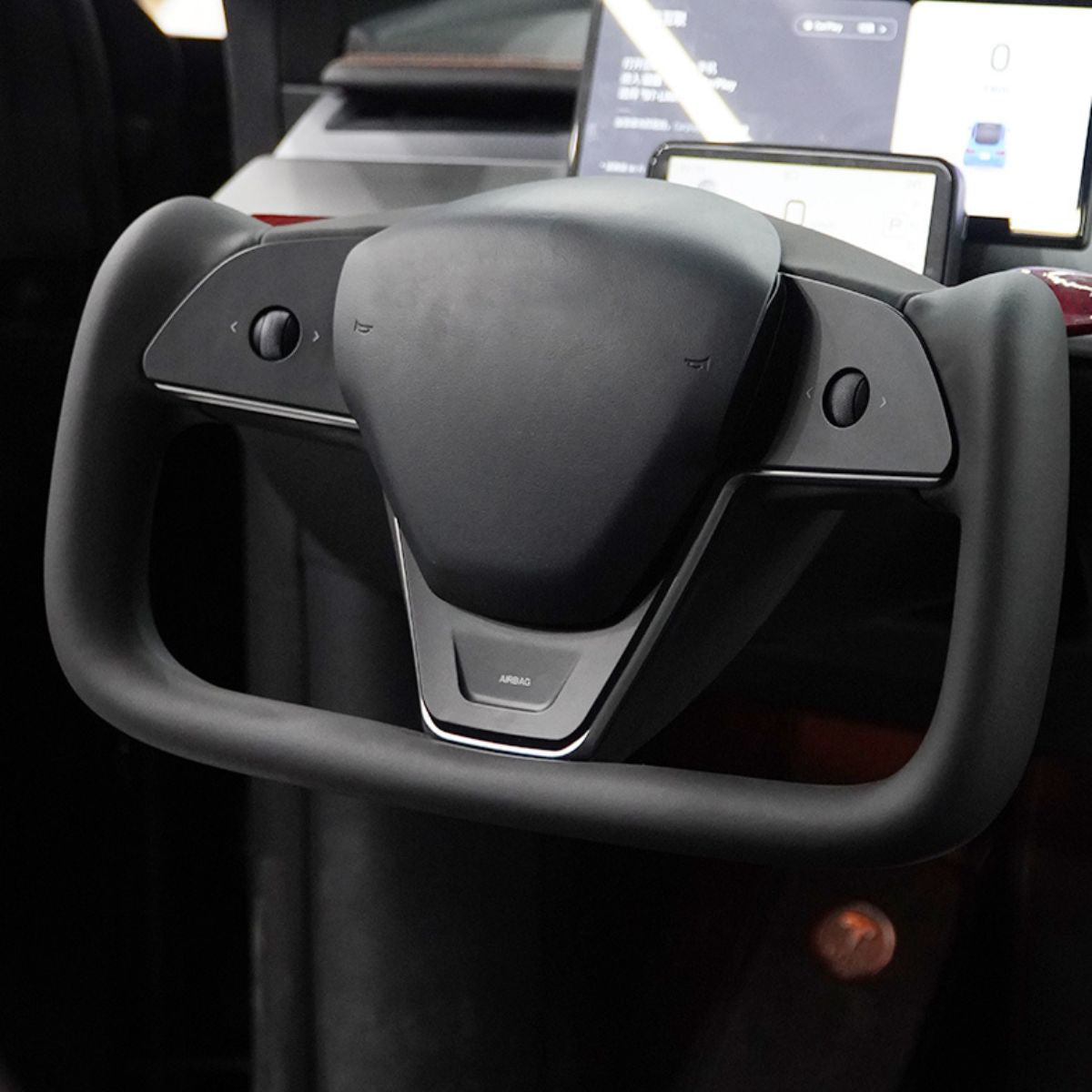 New Plaid Steering Wheel for Tesla Model 3 / Y
