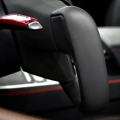 New Plaid Steering Wheel for Tesla Model 3 / Y