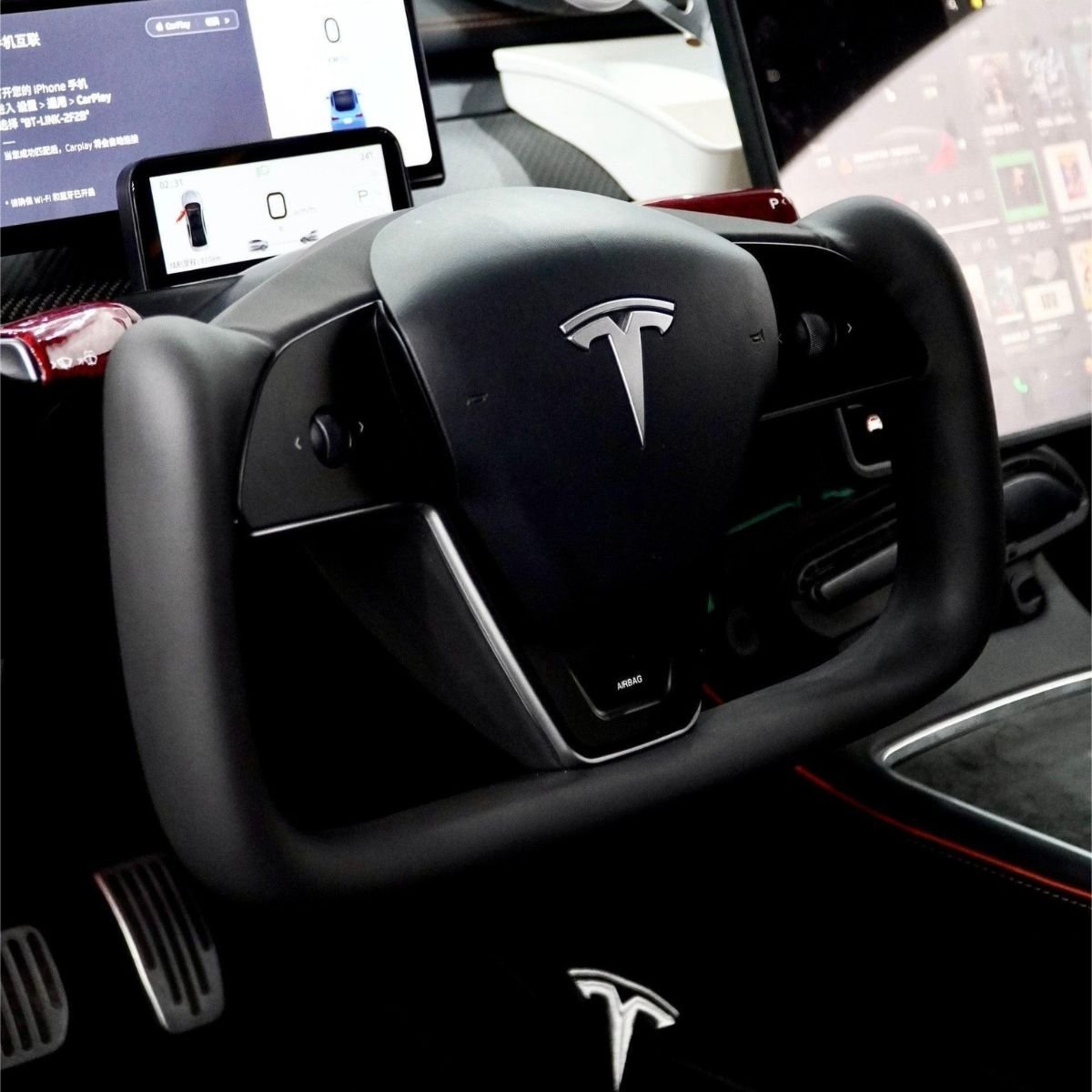 New Plaid Steering Wheel for Tesla Model 3 / Y