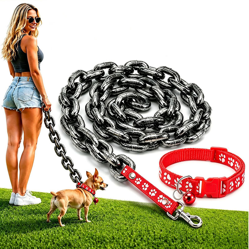 Realistic Giant Chain-Style Leash