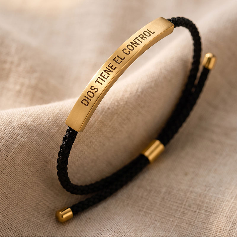 Dios Tiene El Control Faith Bracelet