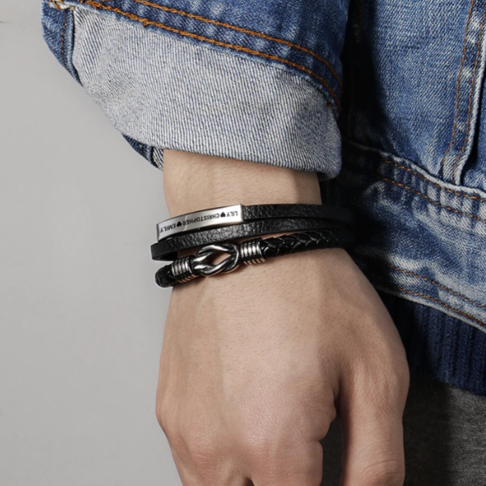 Forever connected, engraved with the surname Dad bracelet