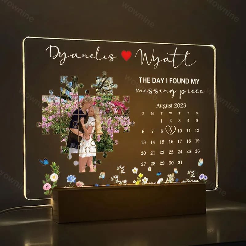 Personalized LED Light Frame Calendar