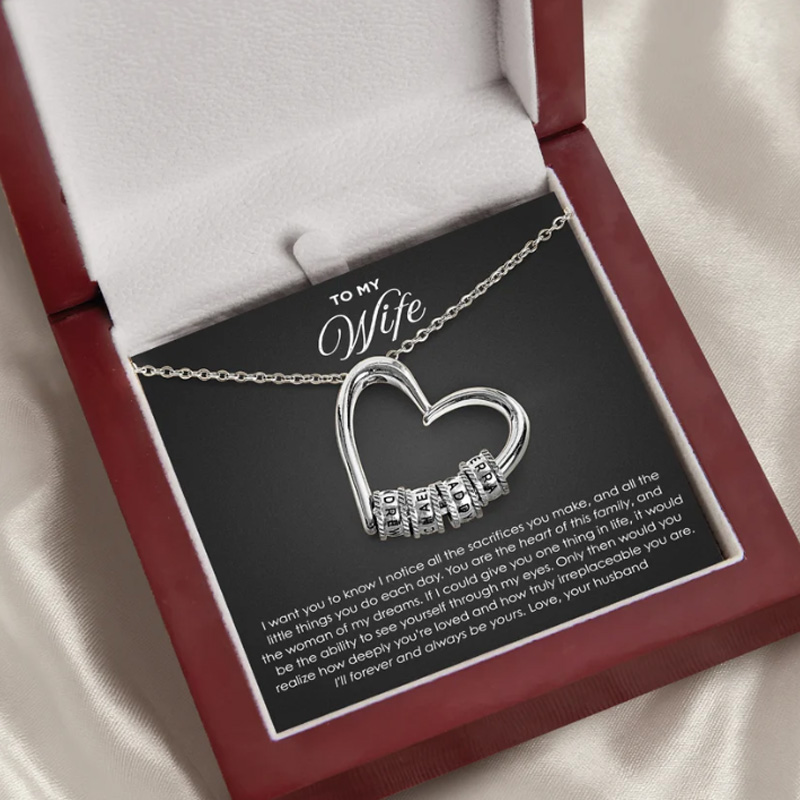 Customized love engraved necklace