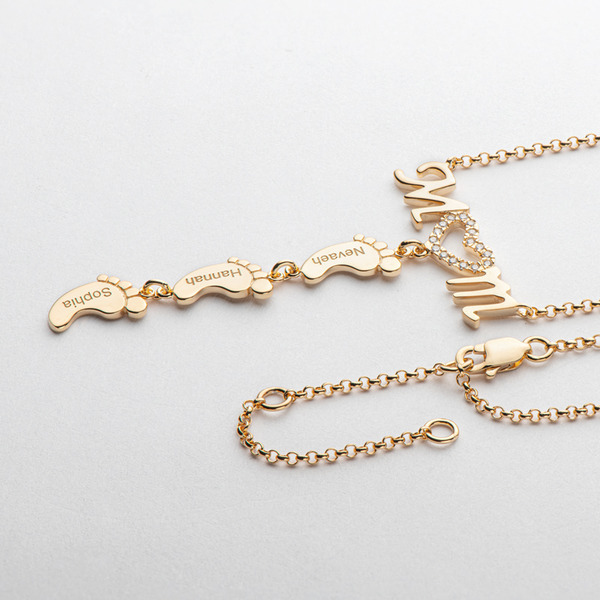 Personalized Mom Necklace and Baby Feet Mom Necklace