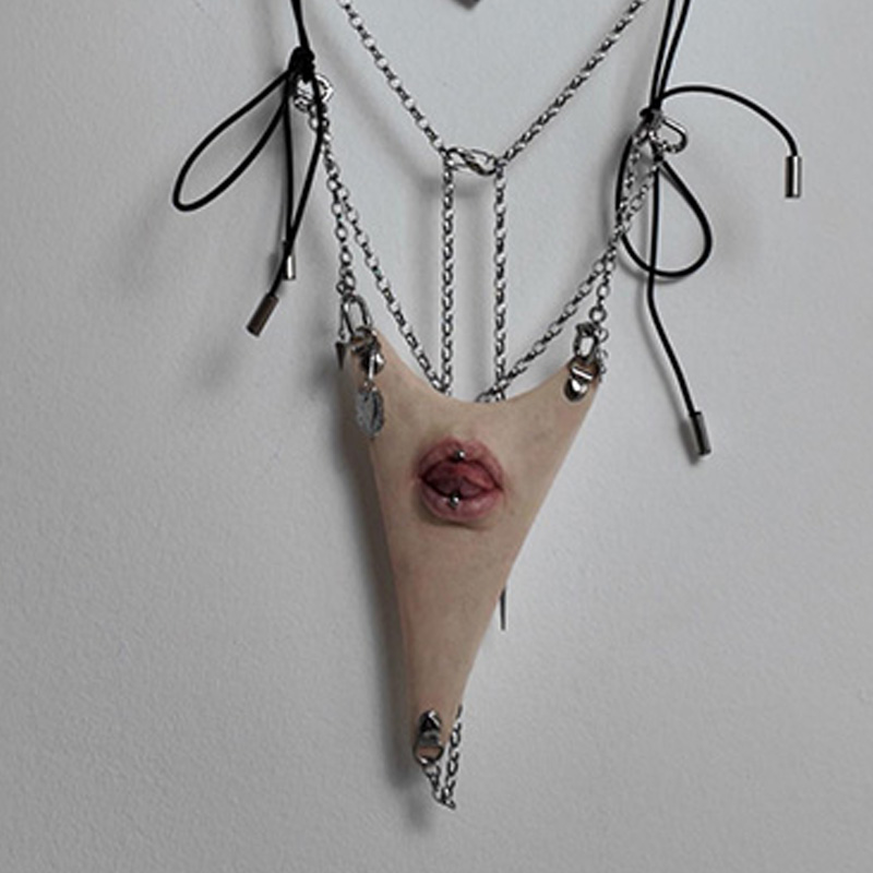 Gothic-style tassel lip-shaped lingerie