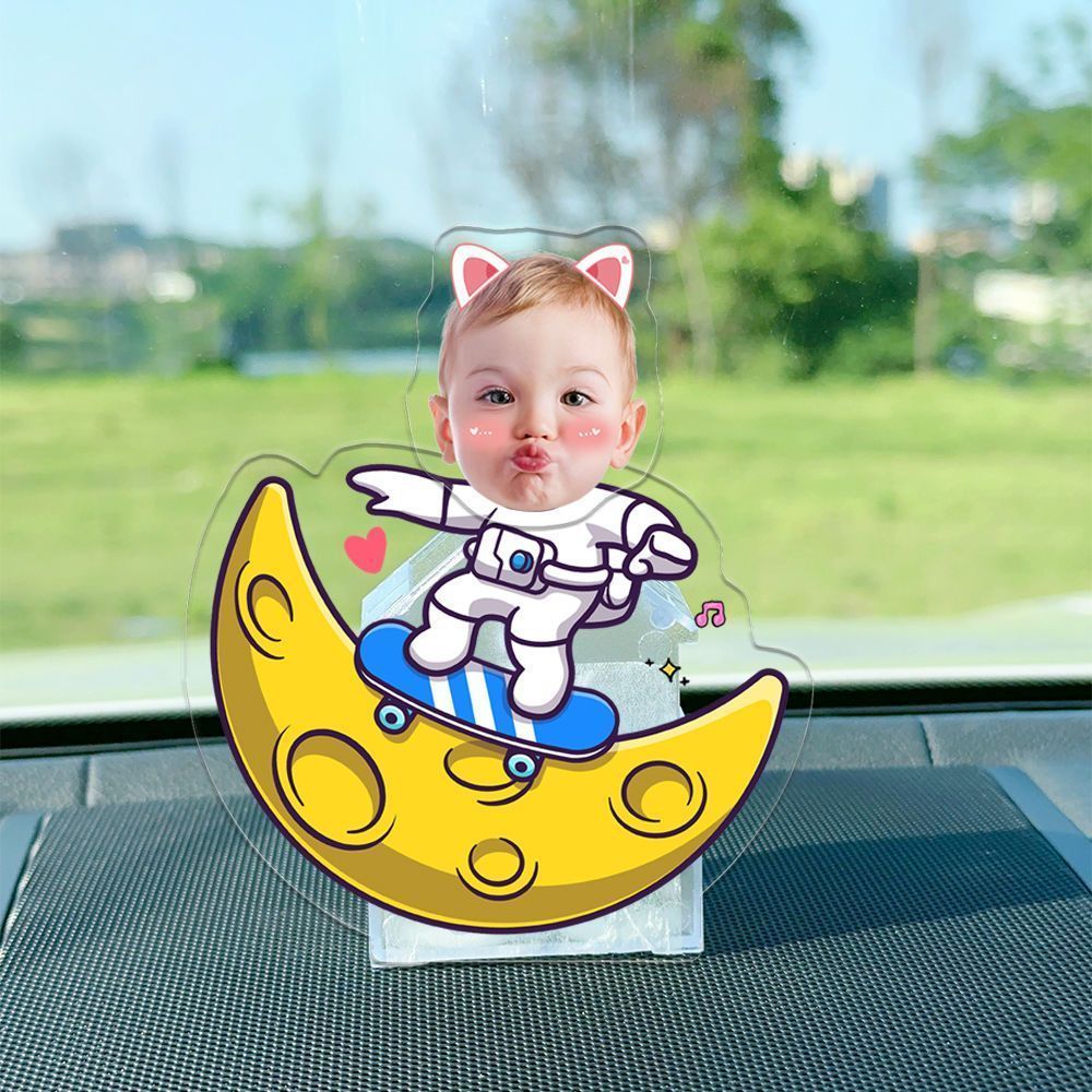 Customized photos of DIY acrylic automatic shaking head ornaments