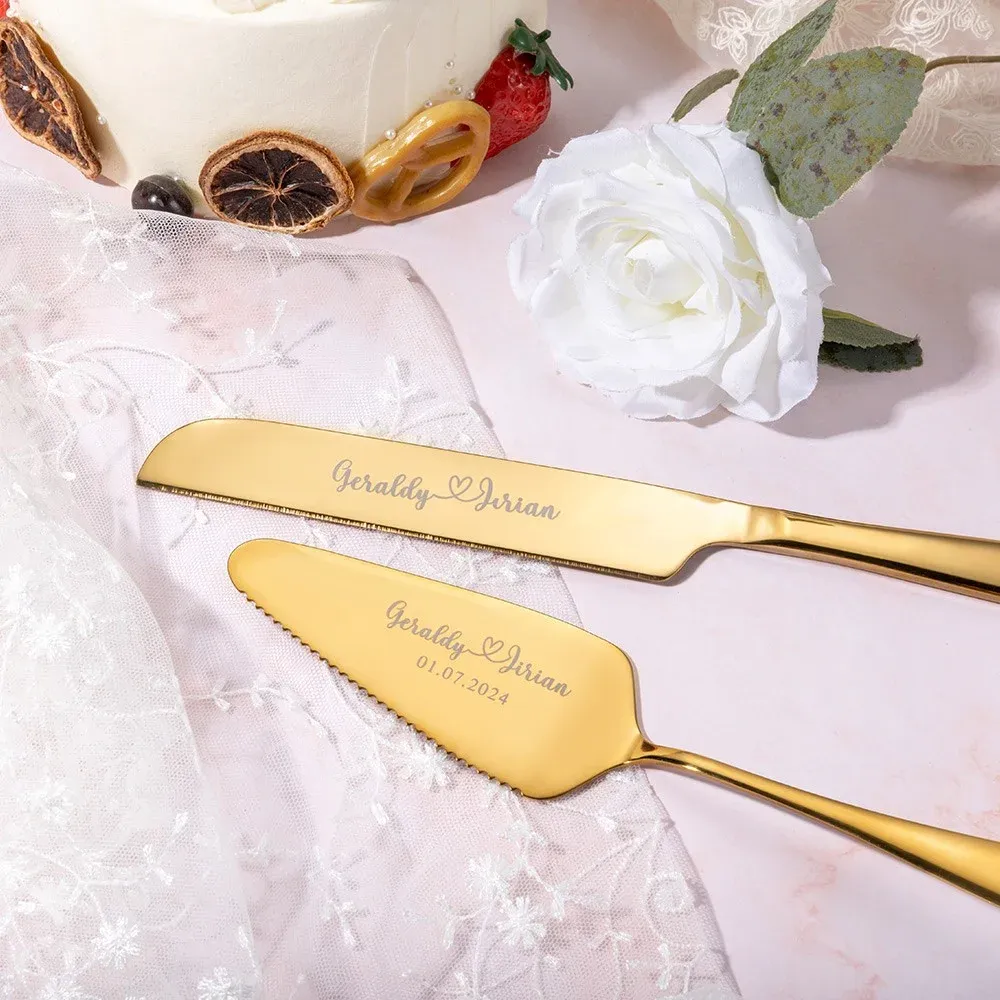 Personalised wedding cake cutter set with name