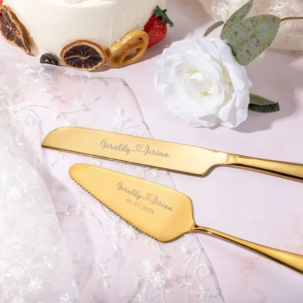 Personalised wedding cake cutter set with name