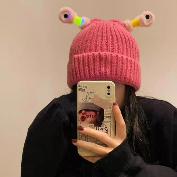 Cute Knitted Glowing Antenna Hat